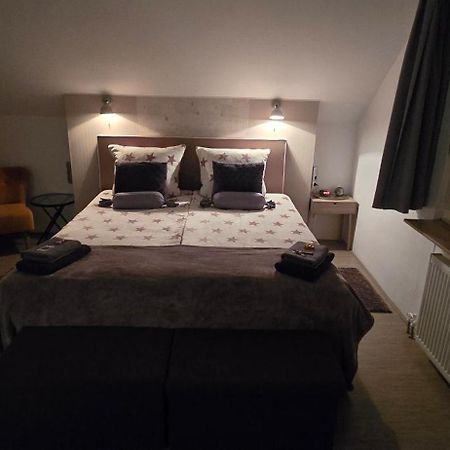 Bed & Breakfast Ravelin Rees Exterior foto